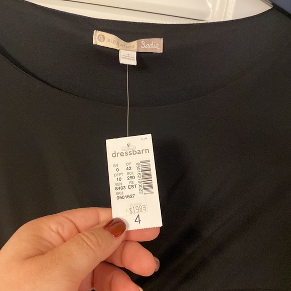 Signature Sadie Dress size 4 - Picture 2 of 2